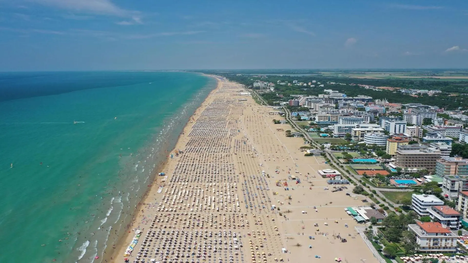 Beautiful Comfortable Apartment With A Large Balcony - Beach Place Bibione
